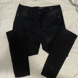 Judy Blue Women's Dark Black Skinny Jeans